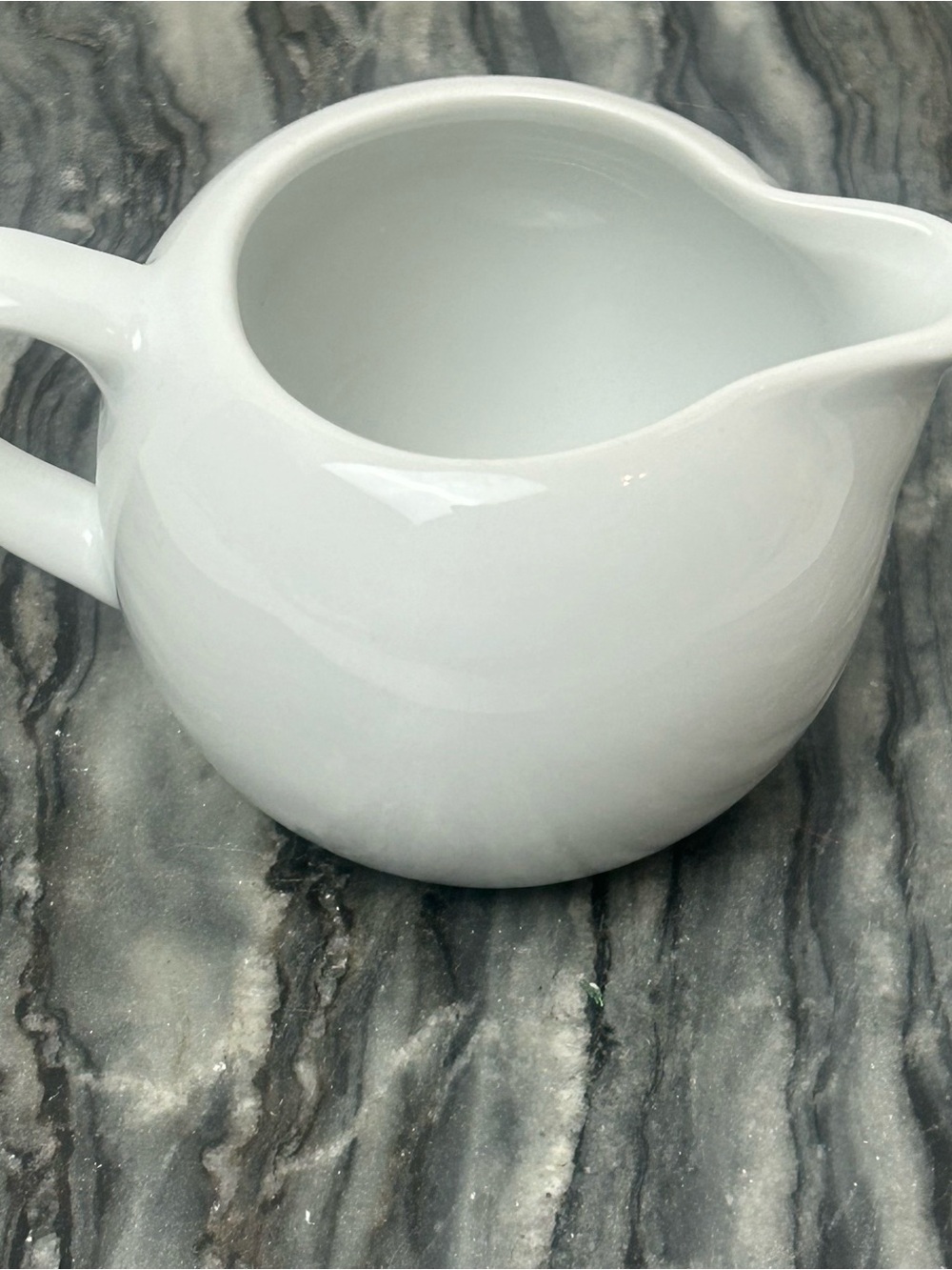 Cordon Bleu HSA White Porcelain Creamer 10 oz